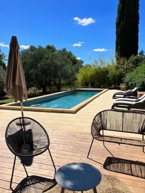 Le Mas Du Cypres, 12 Pers Et Piscine Aigaliers Exteriör bild